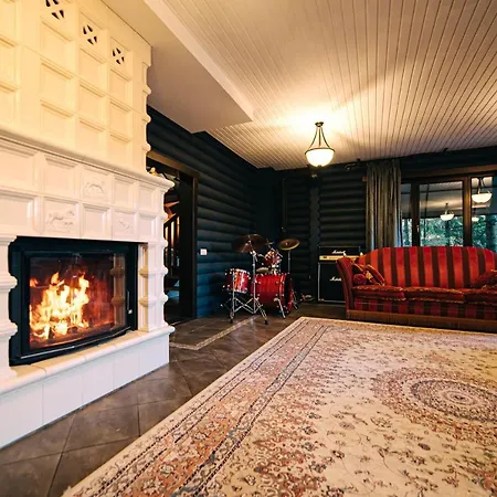 Chalet Melodiyagir Pilipets